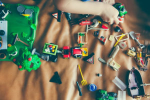 cara membangun kreativitas anak
